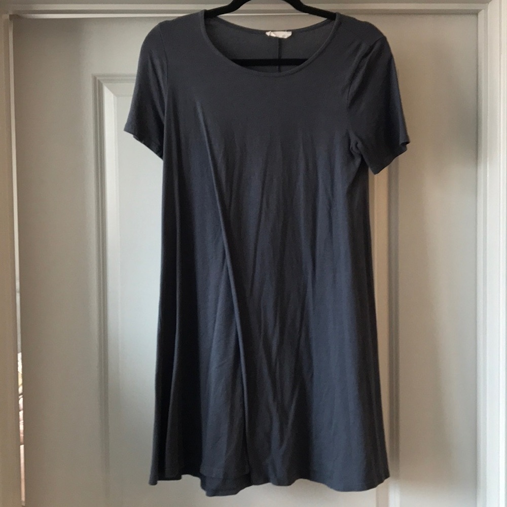 EUC Soft T Shirt Dress Gray Crewneck Short Sleeve